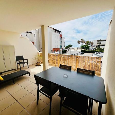 Appartement En Bord De Mer Sete Exterior photo